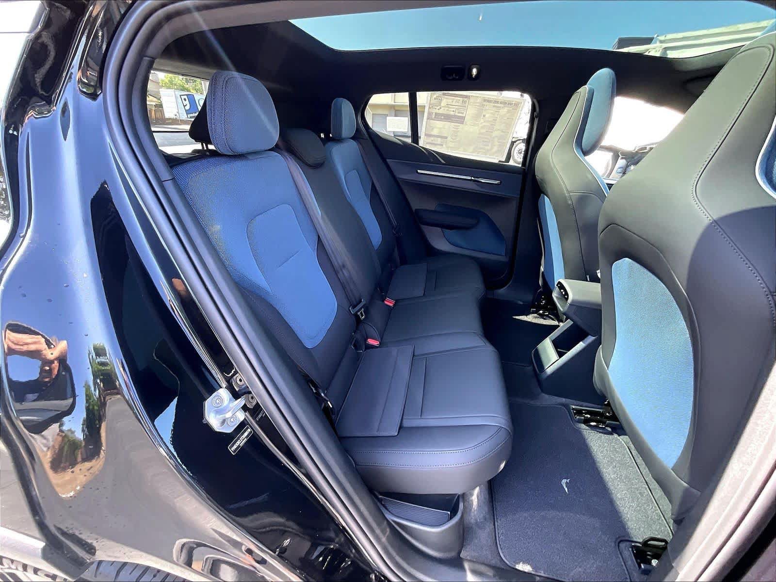 New 2026 Volvo EX30 Cross Country Ultra w/ Protection Package Premier AWD/4WD image 27