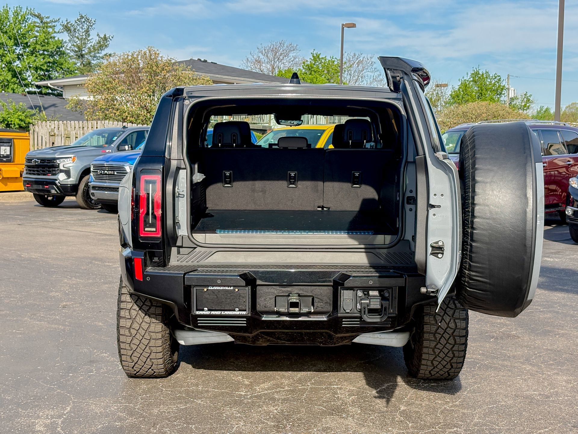 Used 2024 GMC Hummer EV 2X w/ Extreme Off-Road Package AWD/4WD image 32