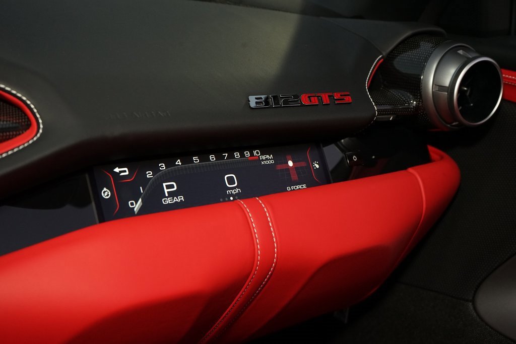 Used 2023 Ferrari 812 GTS image 19