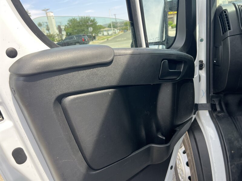 Used 2023 RAM ProMaster 3500 FWD image 12