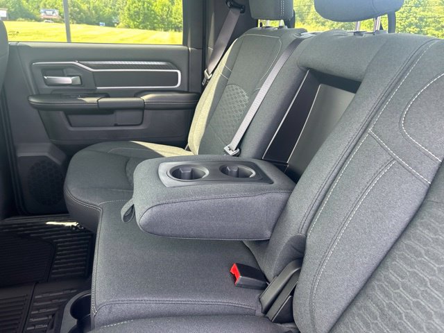 New 2026 RAM 2500 Big Horn AWD/4WD image 36