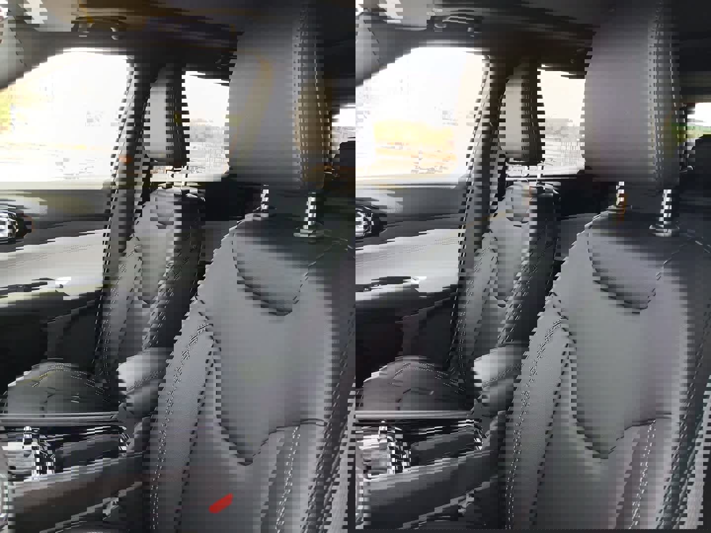 New 2026 Jeep Compass Limited w/ Sun, Sound & Navigation Group image 18