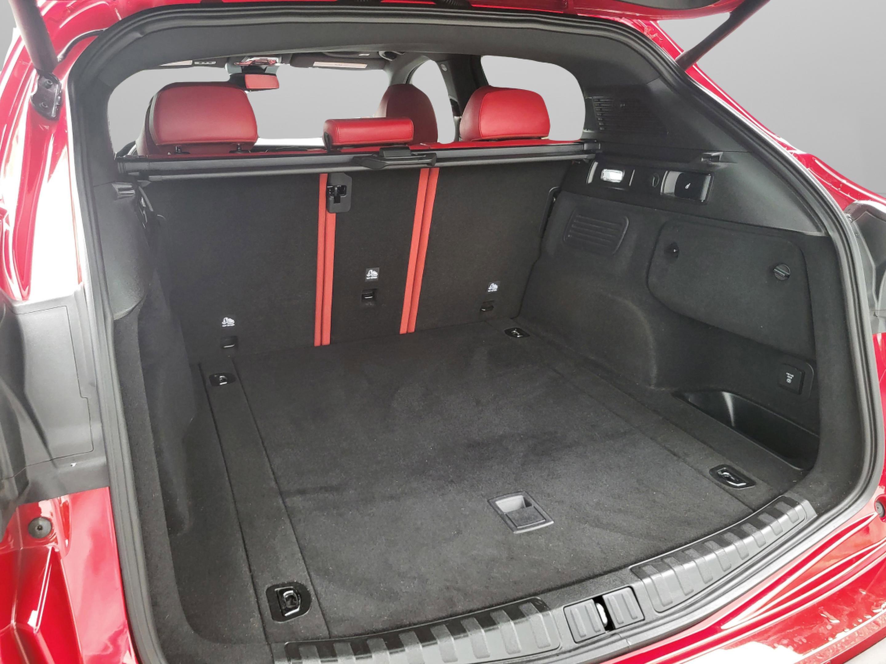 Used 2023 Alfa Romeo Stelvio Sprint RWD image 17
