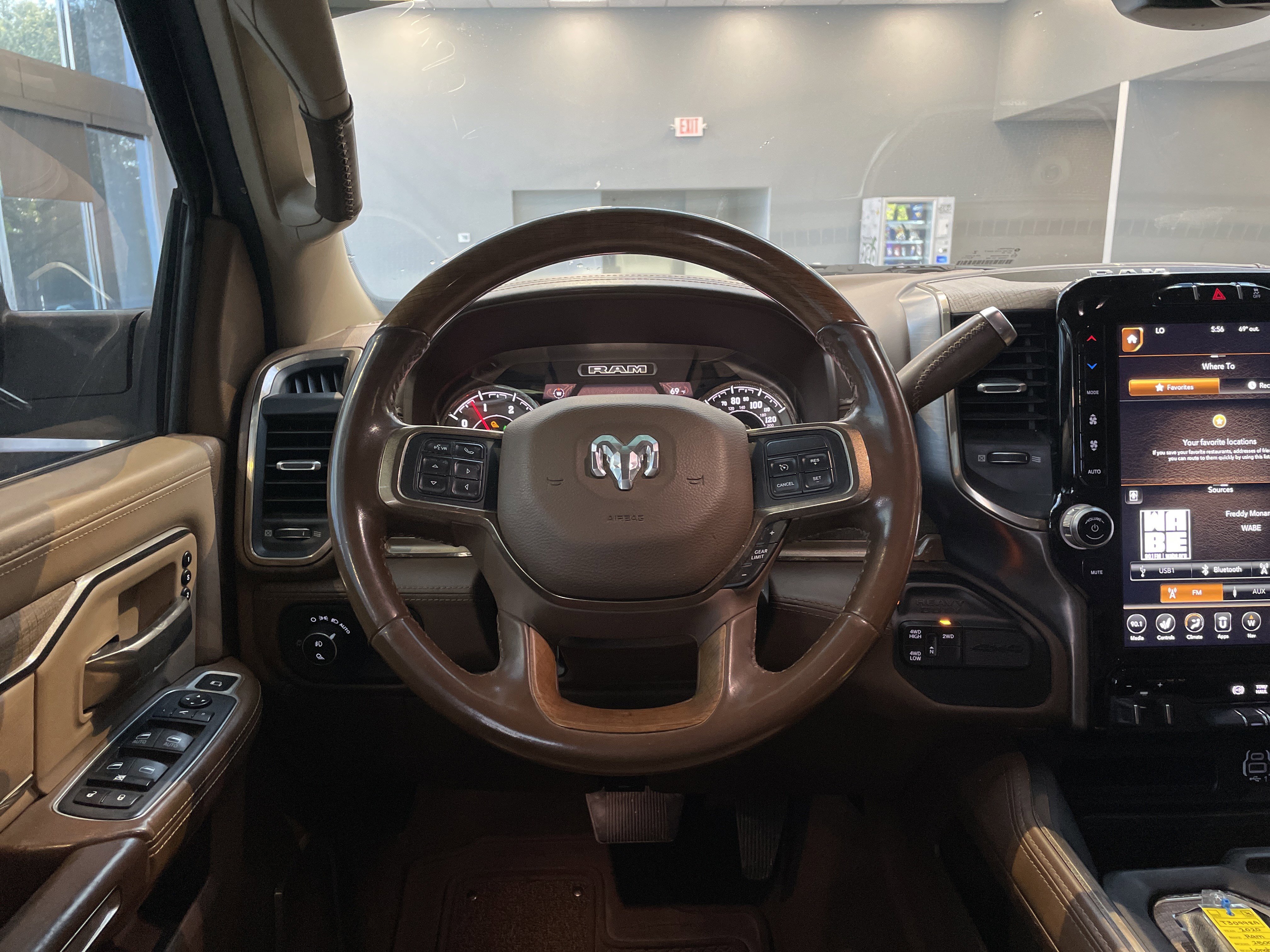 Used 2020 RAM 2500 Limited AWD/4WD image 23