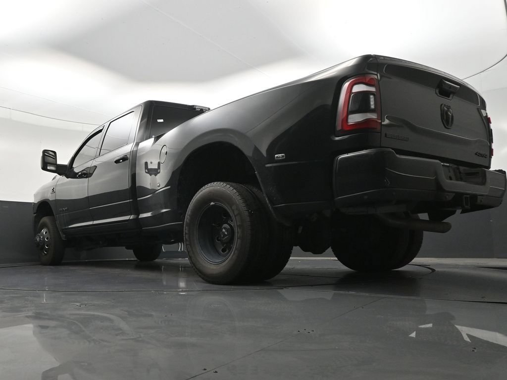 Used 2024 RAM 3500 Big Horn w/ Night Edition AWD/4WD image 25