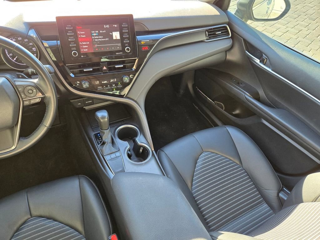 Used 2024 Toyota Camry SE FWD image 15