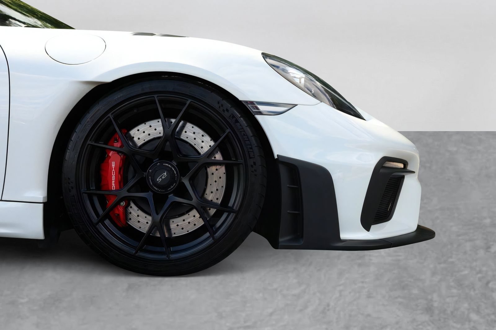 Used 2023 Porsche 718 Cayman GT4 RS RWD image 5
