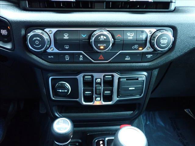 Used 2026 Jeep Gladiator Sport AWD/4WD image 16