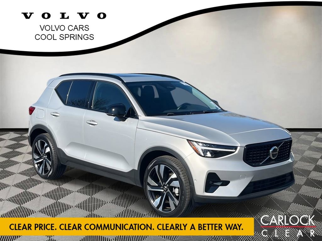 Used 2025 Volvo XC40 B5 Plus