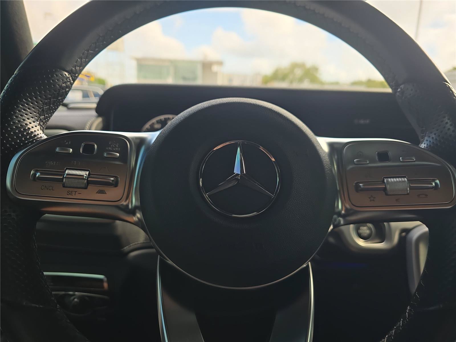 Used 2023 Mercedes-Benz G 550 image 22