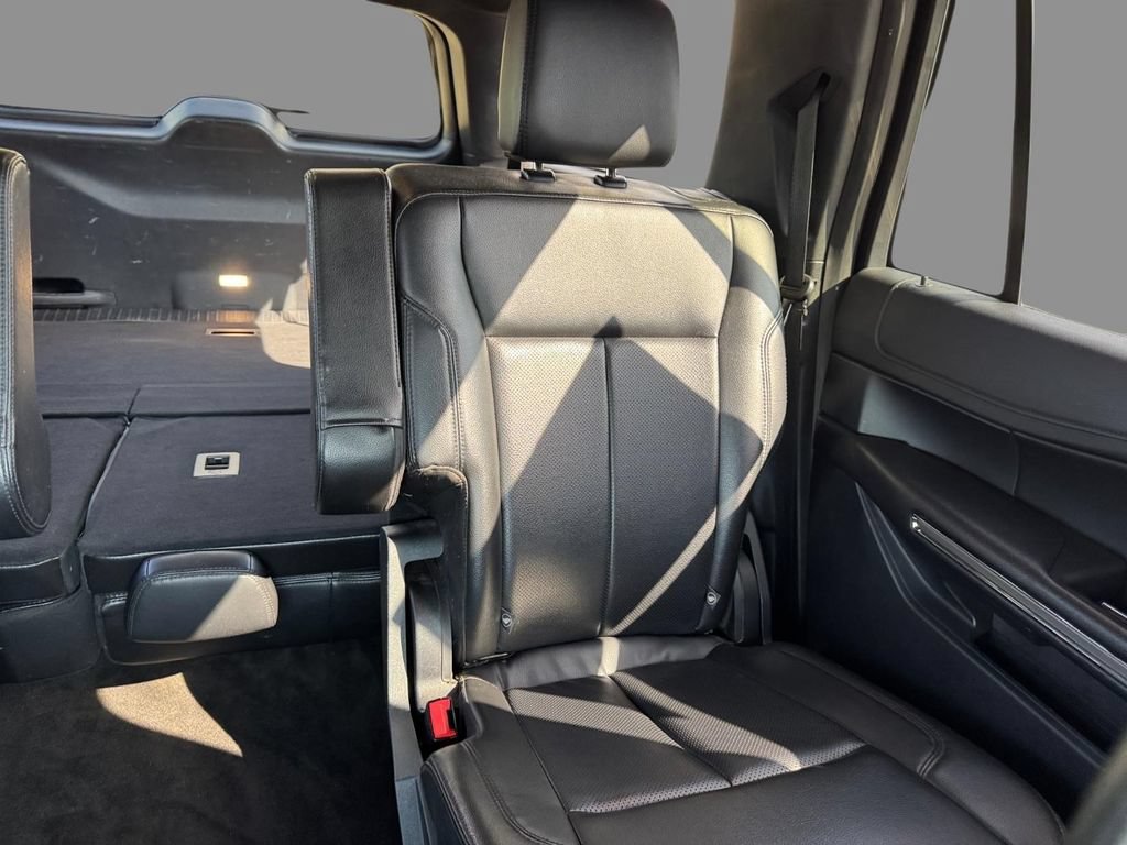 Used 2021 Ford Expedition Max XLT AWD/4WD image 18