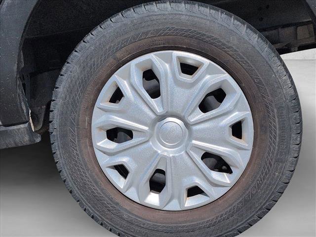 Used 2022 Ford E-Transit 148 High Roof Extended image 12