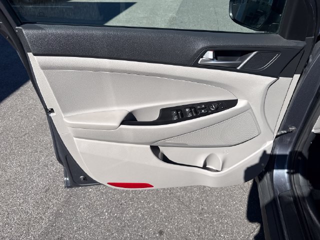 Used 2019 Hyundai Tucson SE AWD/4WD image 10
