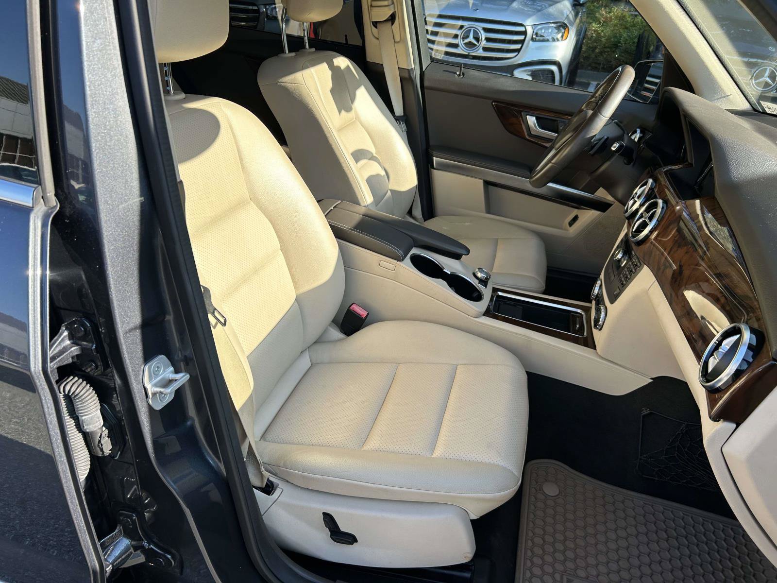 Used 2014 Mercedes-Benz GLK 250 BlueTEC 4MATIC image 52
