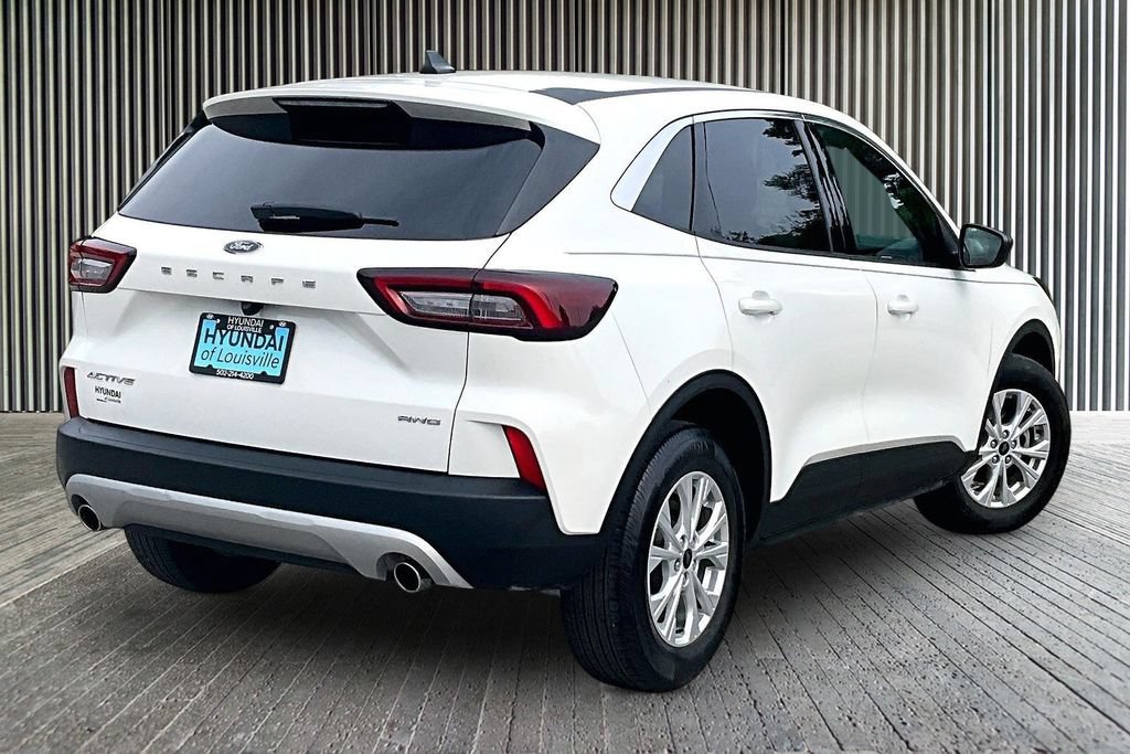 Used 2023 Ford Escape Active AWD/4WD image 14