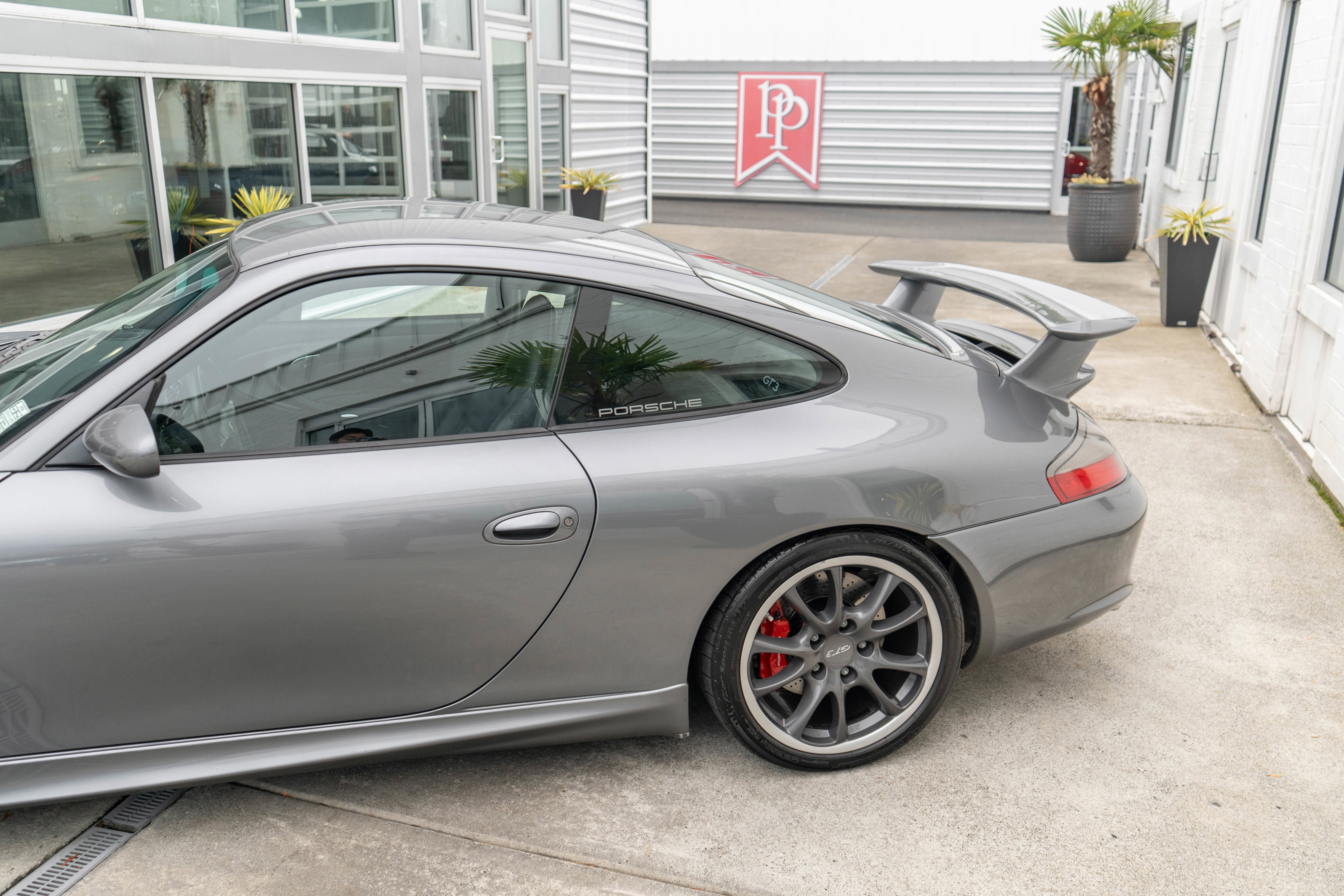 Used 2004 Porsche 911 GT3 image 5
