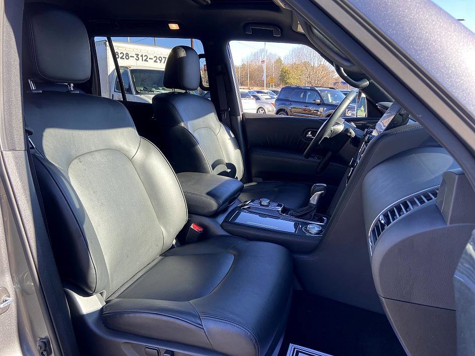 Certified 2024 Nissan Armada SL w/ Midnight Edition Package image 18