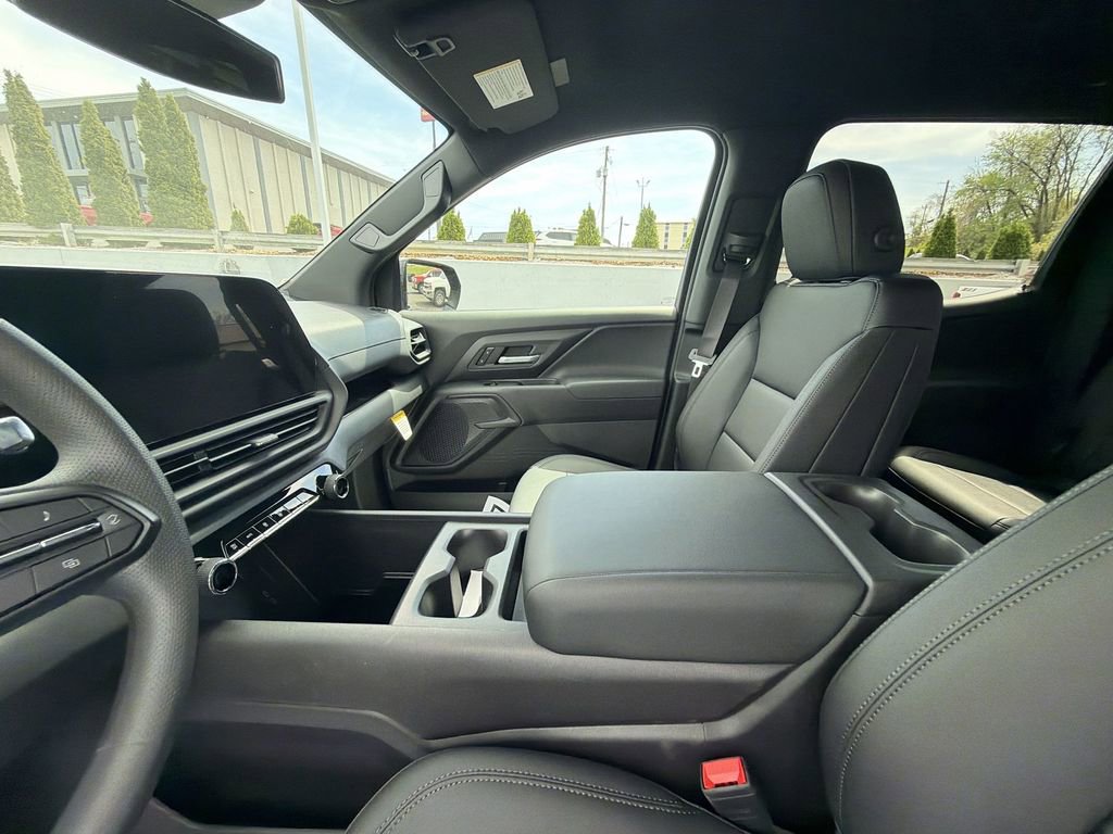 New 2026 Chevrolet Silverado EV W/T w/ LPO, Custom Package AWD/4WD image 11