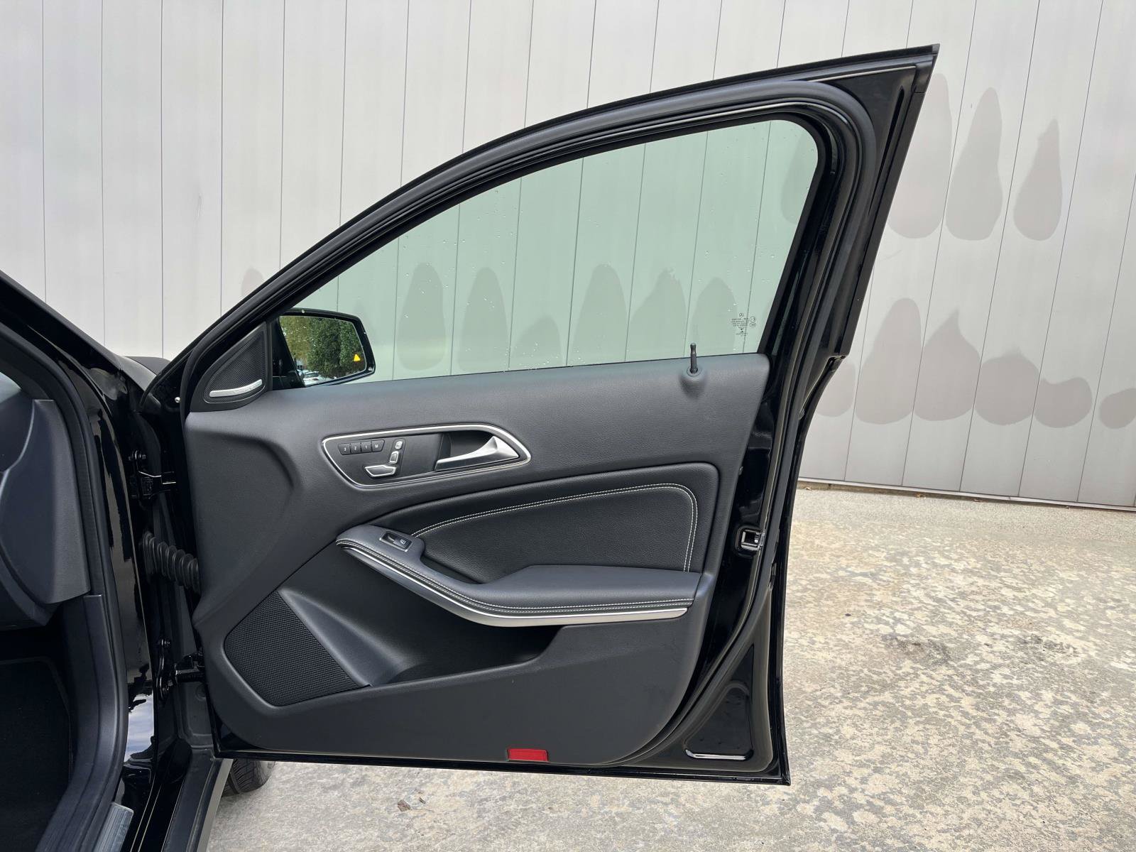 Used 2019 Mercedes-Benz GLA 250 4MATIC image 52