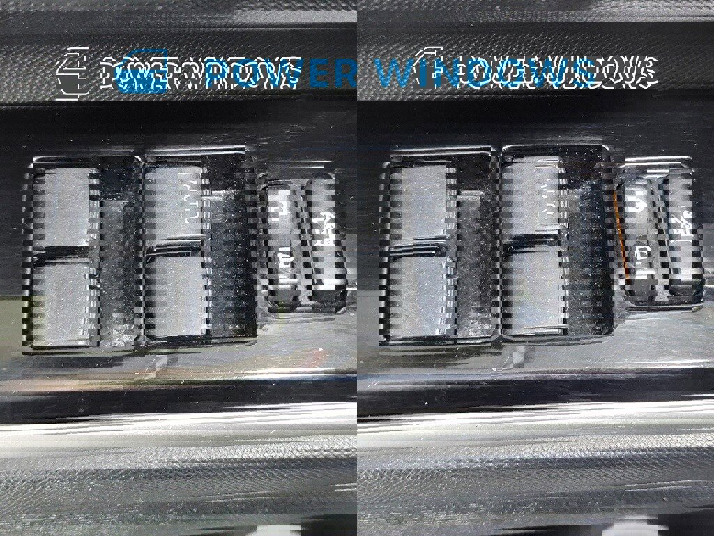 Used 2016 Toyota Prius C Persona Series image 23