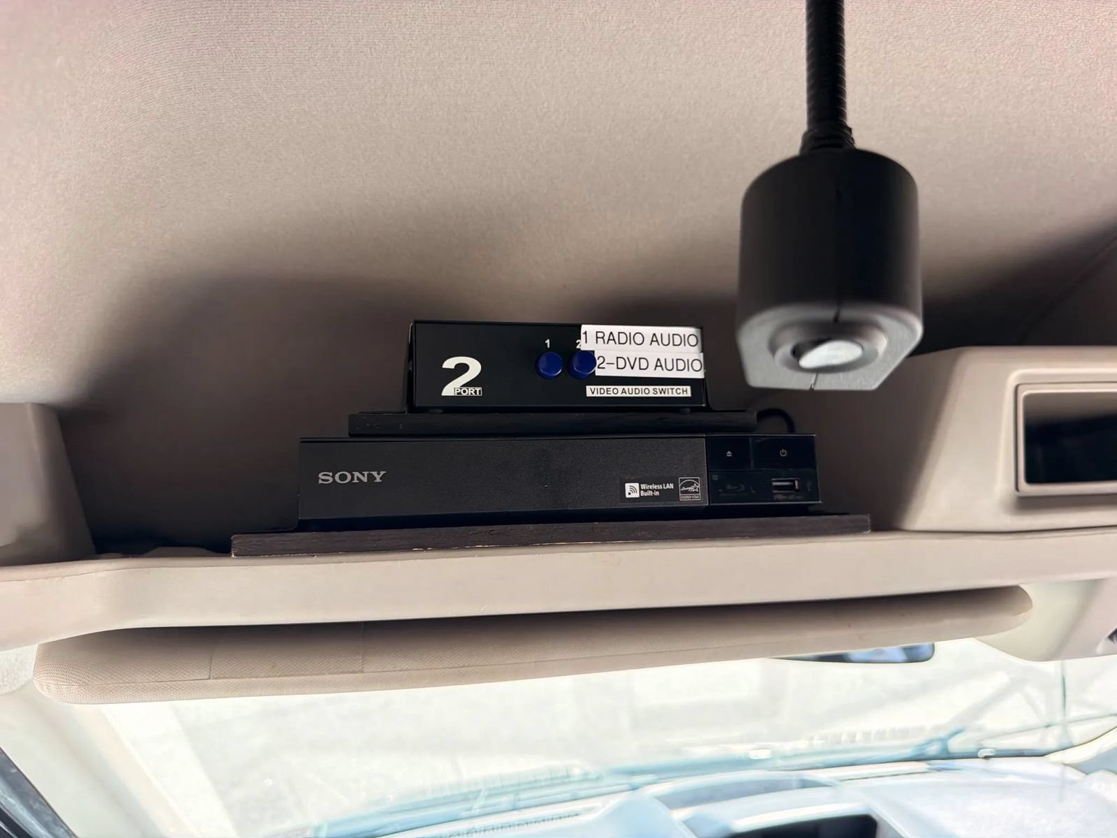 Used 2018 Ford Transit 350 XLT RWD image 29