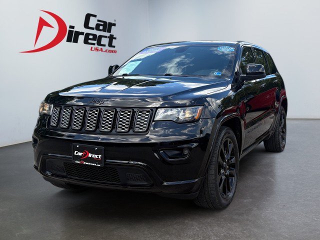 Used 2017 Jeep Grand Cherokee Altitude AWD/4WD image 5