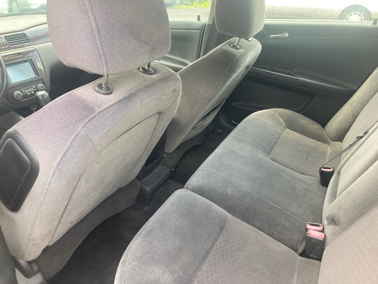 Used 2014 Chevrolet Impala LT w/ LT Sunroof Package image 13