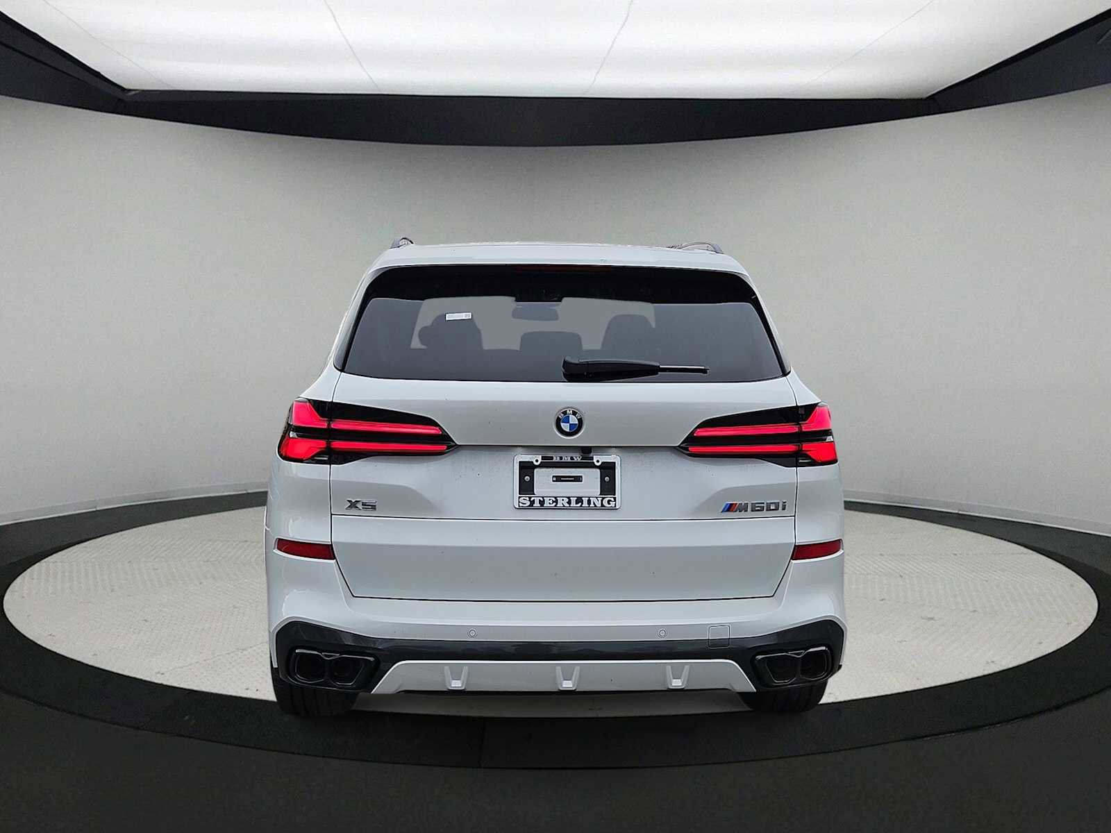 New 2026 BMW X5 M60i w/ Climate Comfort Package image 7
