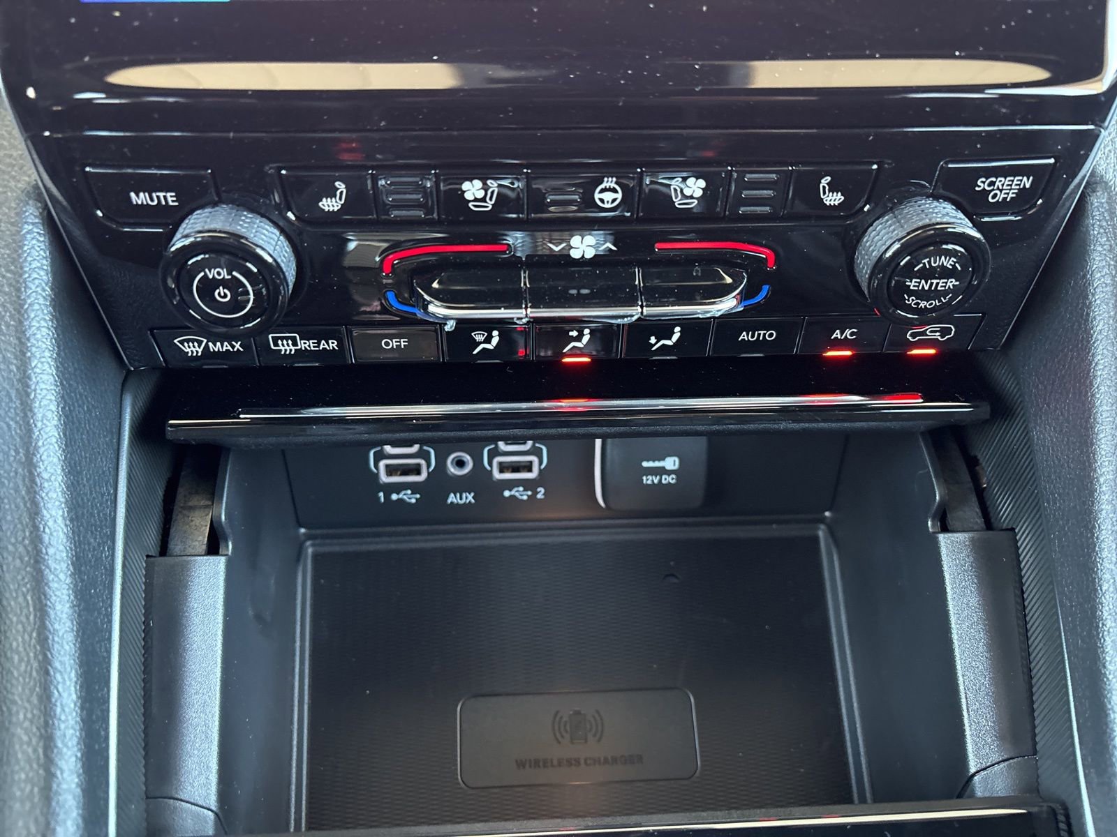 New 2025 Jeep Grand Cherokee Limited w/ Luxury Tech Group II image 20