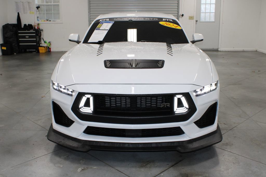 Used 2024 Ford Mustang GT Premium w/ GT Performance Package image 3