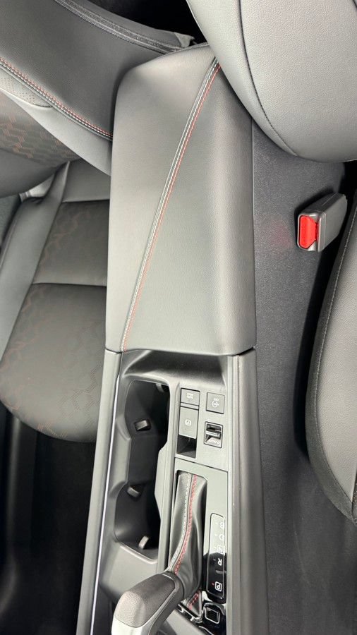 New 2026 Nissan Sentra SR w/ SR Premium Package FWD image 31