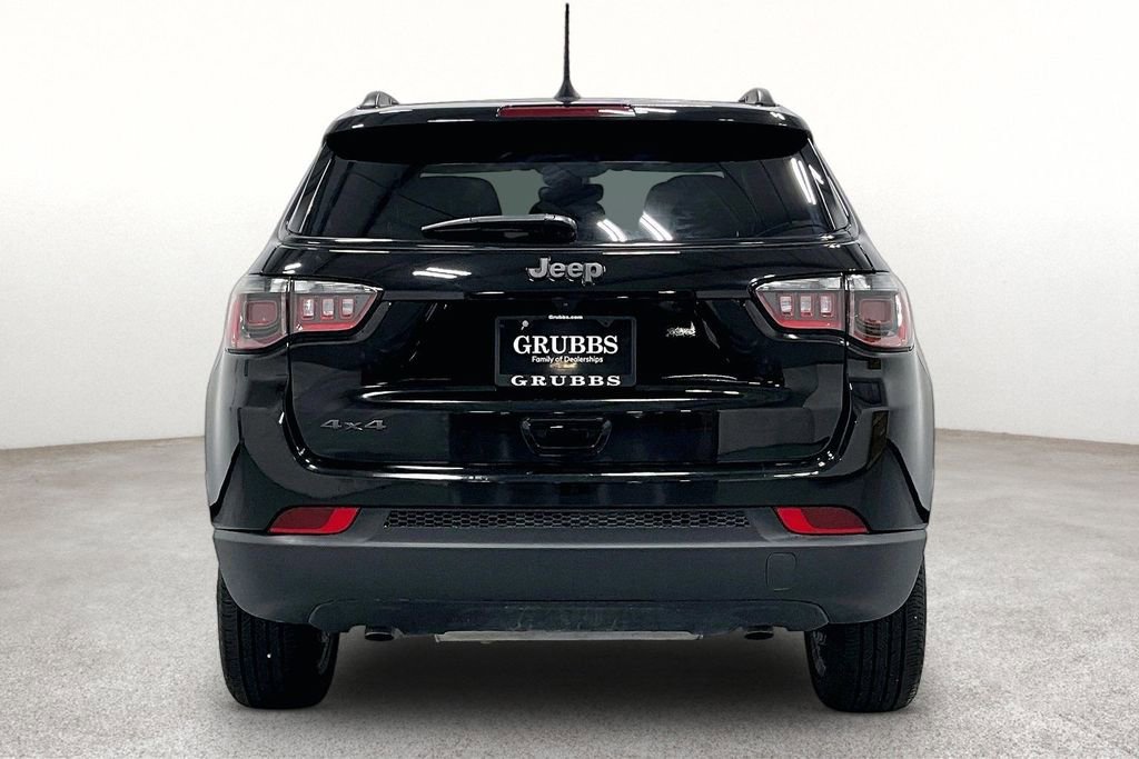 Used 2026 Jeep Compass Latitude AWD/4WD image 5