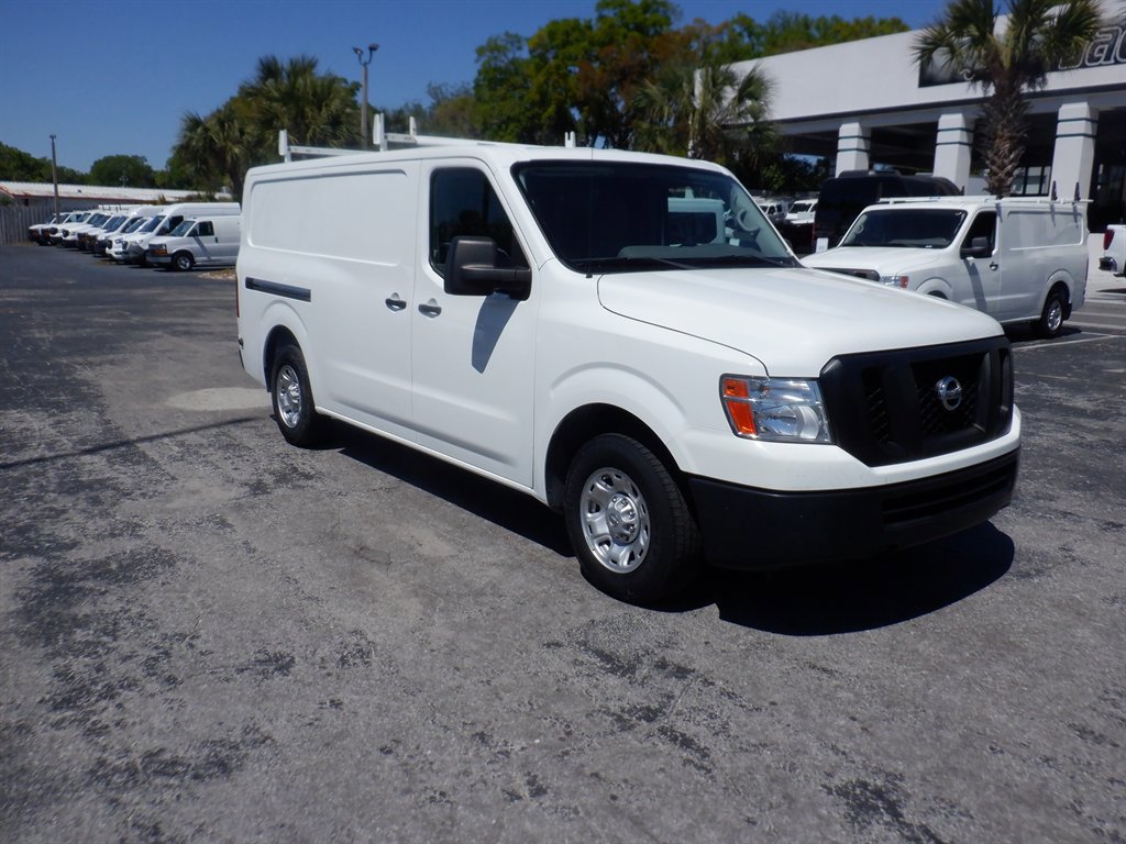 Used 2021 Nissan NV 2500 SV RWD image 2