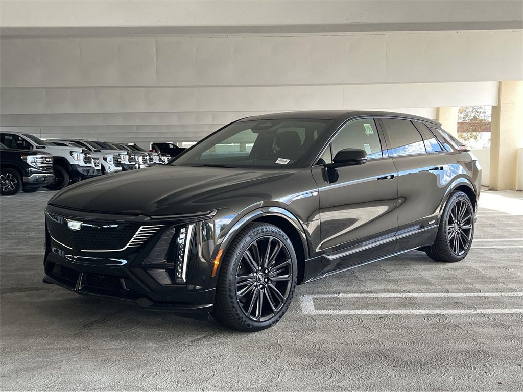 New 2026 Cadillac Lyriq V image 8
