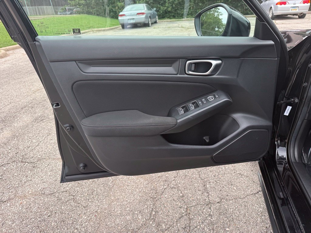 Used 2025 Honda Civic Sport image 16