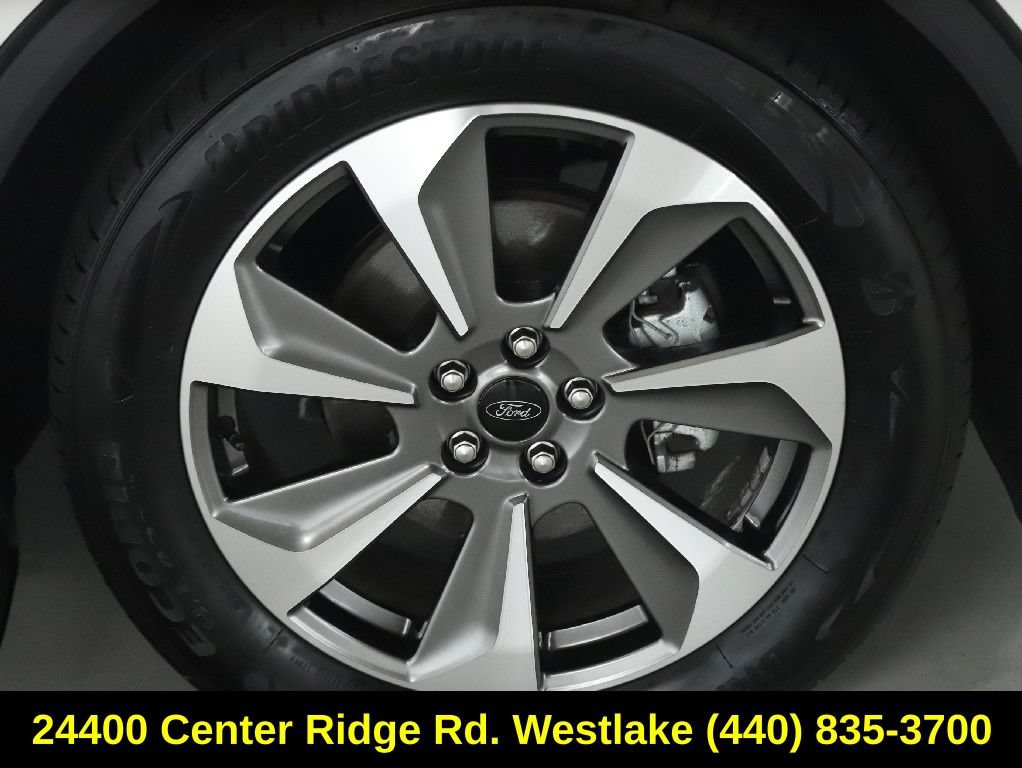 Used 2023 Ford Escape Platinum w/ Premium Technology Package AWD/4WD image 10
