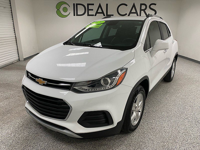 Used 2020 Chevrolet Trax LT w/ LT Convenience Package image 1