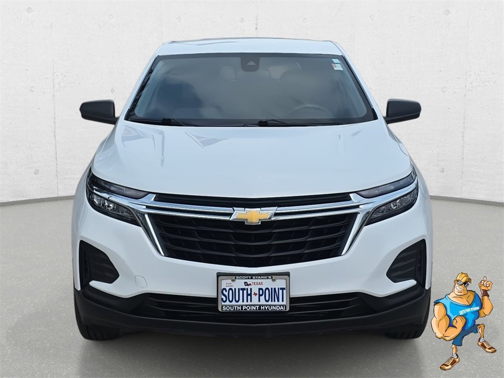 Used 2022 Chevrolet Equinox LS w/ LS Convenience Package image 2