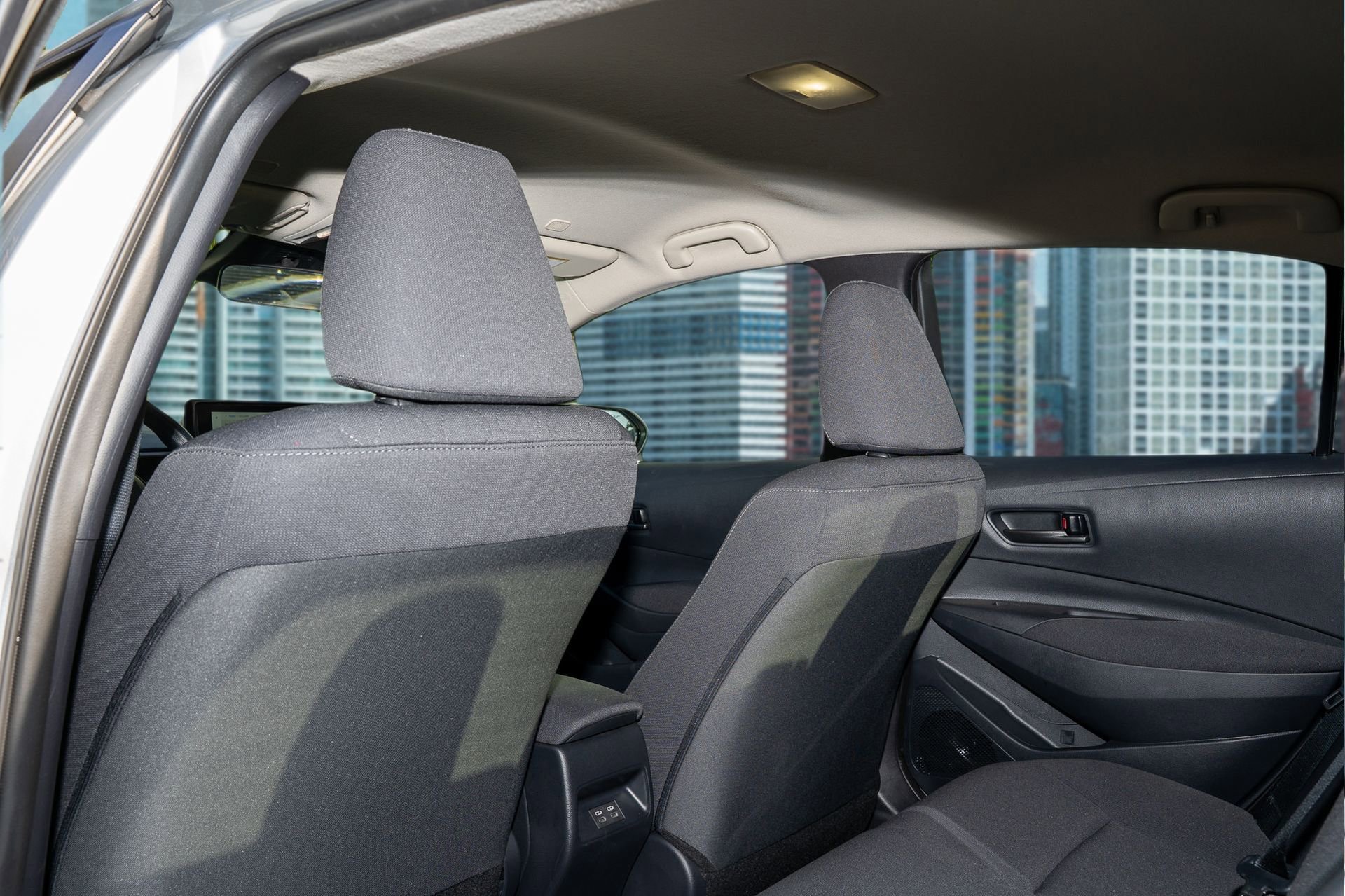 Used 2025 Toyota Corolla LE image 17