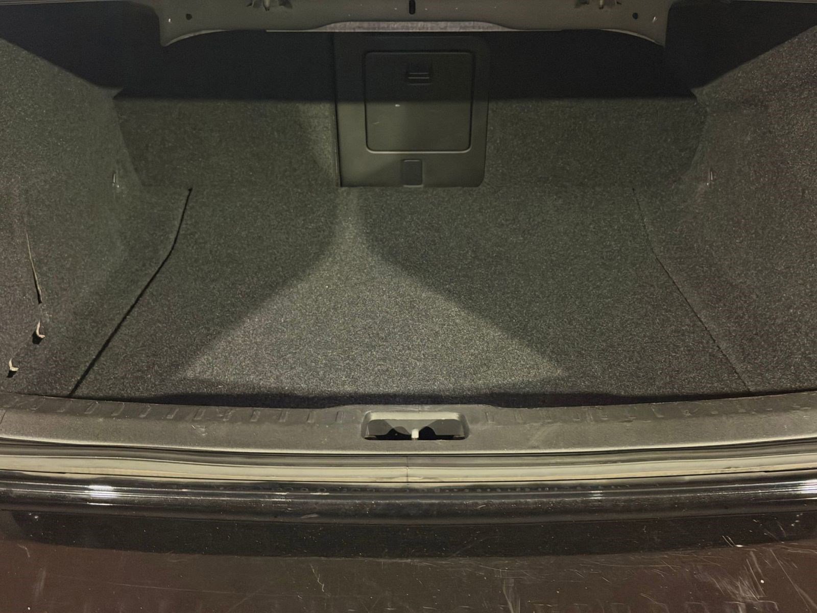 Used 2017 Volvo S90 T6 Inscription w/ Vision Package image 23