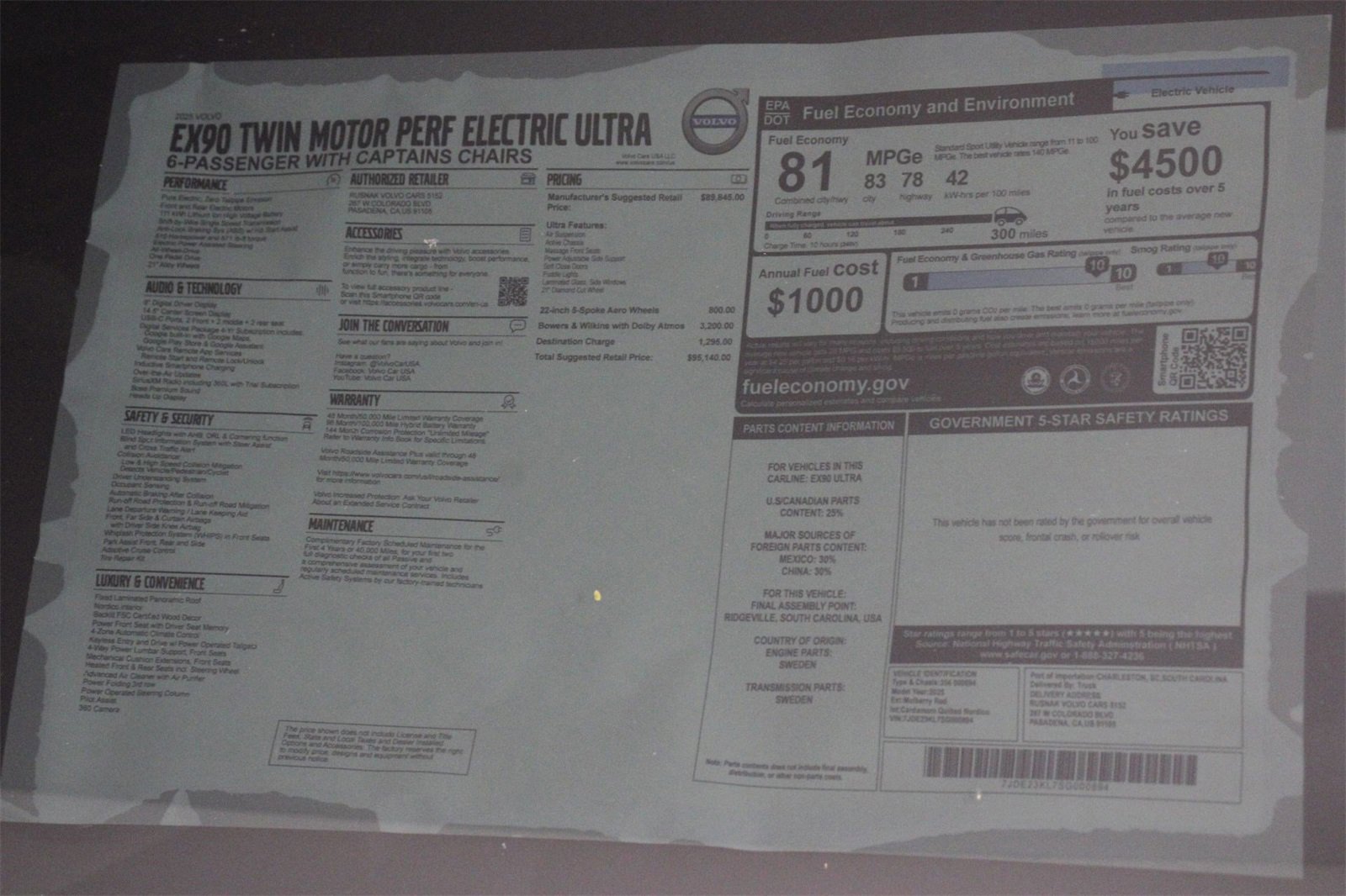 New 2025 Volvo EX90 Ultra image 17