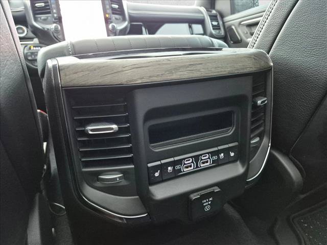 Used 2025 RAM 1500 Limited AWD/4WD image 19