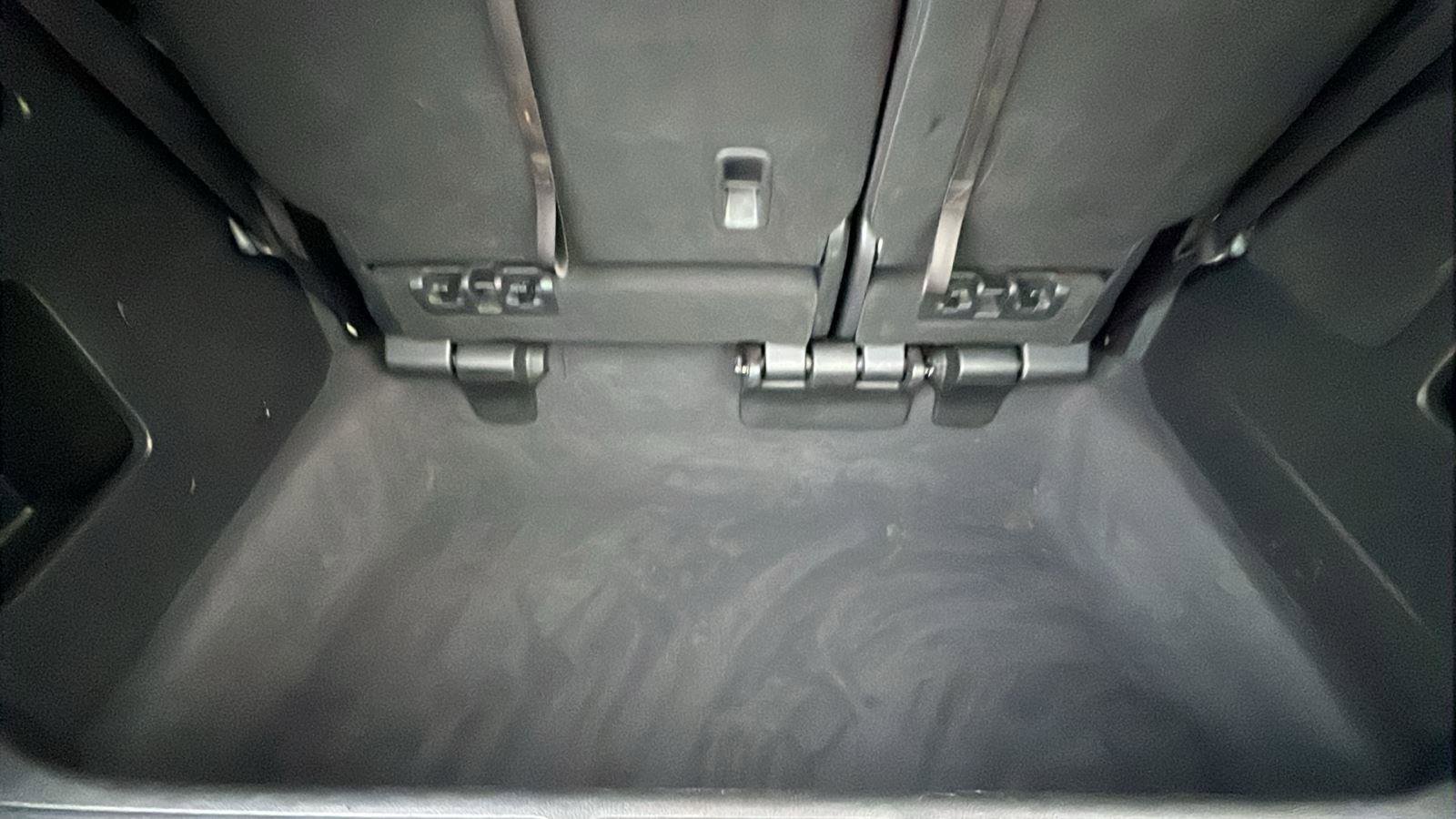 Used 2022 Honda Odyssey Elite image 16