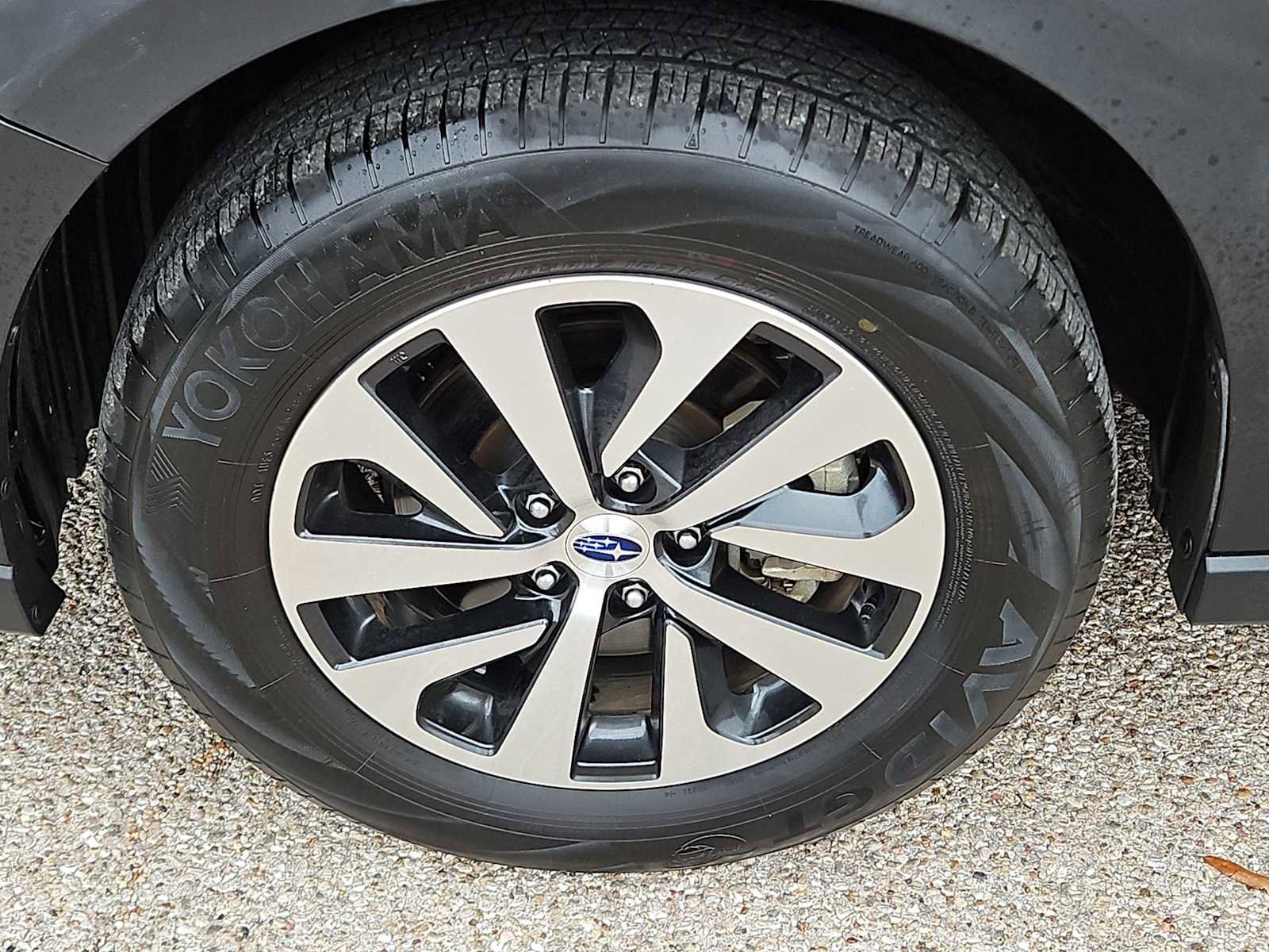 Used 2024 Subaru Outback Premium AWD/4WD image 12