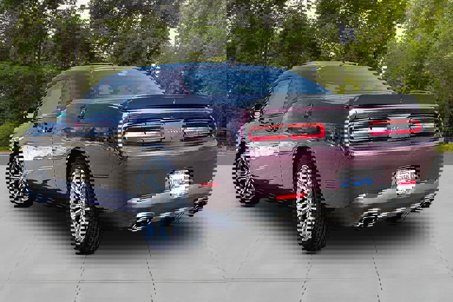 Used 2022 Dodge Challenger R/T w/ Shaker Package image 4