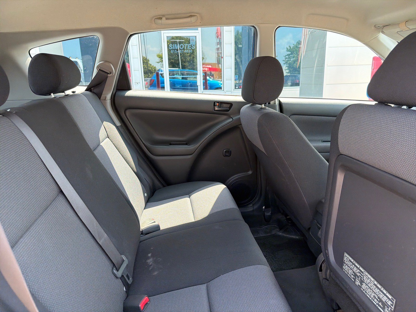 Used 2008 Pontiac Vibe w/ Preferred Package FWD image 22