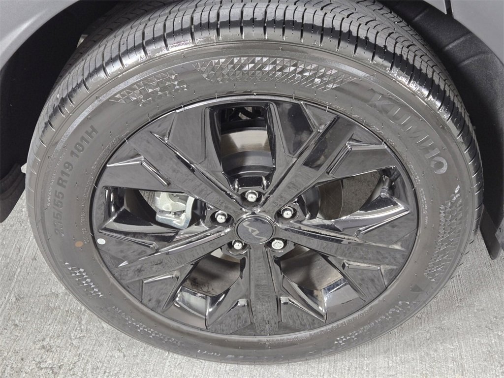 Used 2025 Kia Sportage X-Line w/ Premium Package image 9