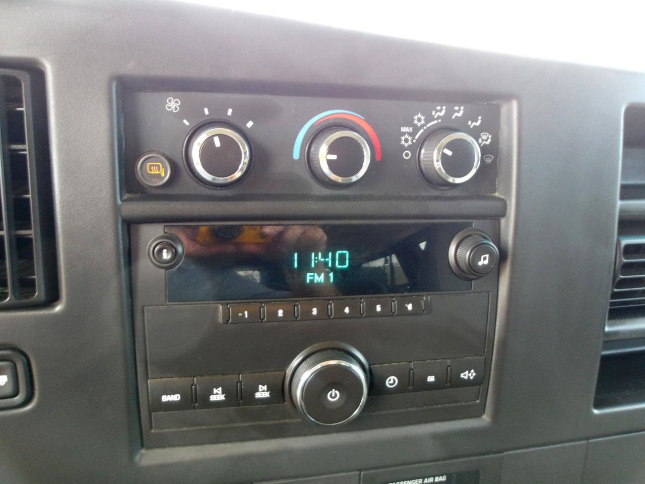 Used 2014 Chevrolet Express 1500 LT w/ LT Preferred Equipment Group RWD image 20