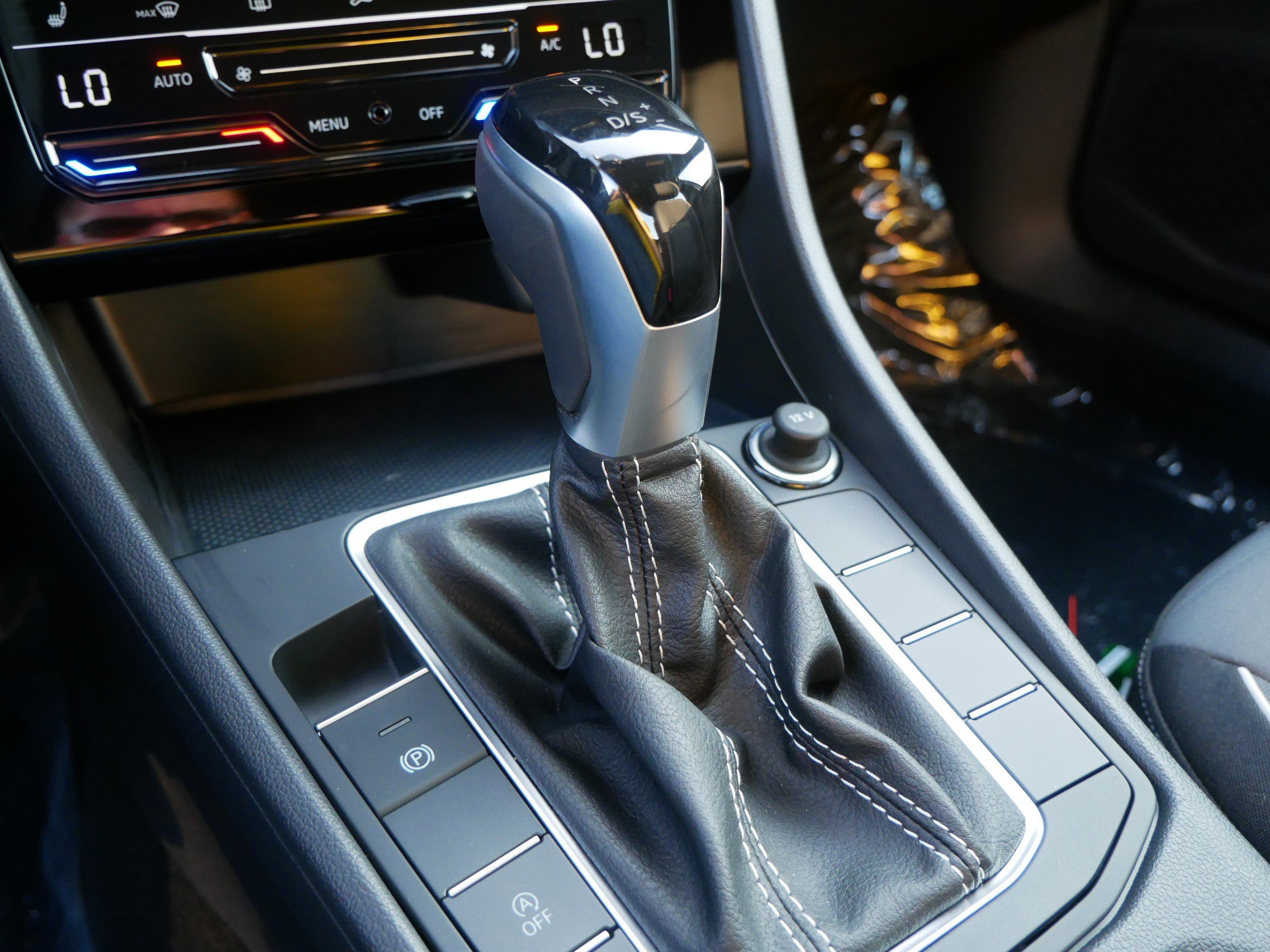 New 2025 Volkswagen Jetta Sport FWD image 9