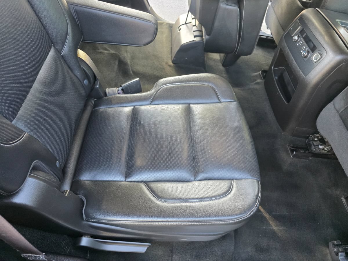 Used 2017 Chevrolet Tahoe Premier AWD/4WD image 31